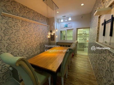 Phattanakarn 44, Bangkok, Thailand Phattanakarn 44, Bangkok, Thailand