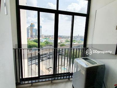 IDEO Blucove Sukhumvit, Bangkok, Thailand IDEO Blucove Sukhumvit, Bangkok, Thailand