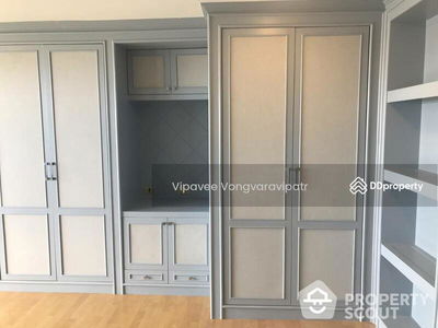 Nusa State Tower, Bangkok, Thailand Nusa State Tower, Bangkok, Thailand