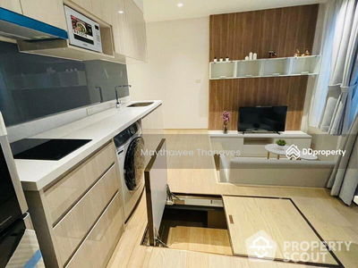 Runesu Thonglor 5, Bangkok, Thailand Runesu Thonglor 5, Bangkok, Thailand