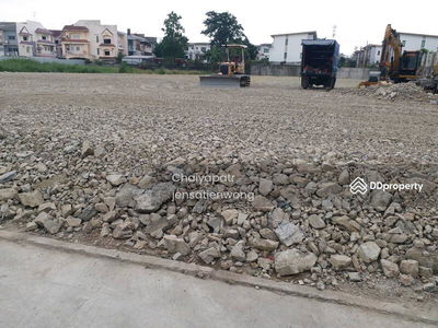 Land Rama 2 Soi 30, Bangkok, Thailand Land Rama 2 Soi 30, Bangkok, Thailand