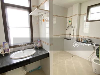 House for rent, Golden Town Wang Hin Village, Khao Taeng On, Sriracha, fully furnished, ready to move in, Chon Buri, Thailand House for rent, Golden Town Wang Hin Village, Khao Taeng On, Sriracha, fully furnished, ready to move in, Chon Buri, Thailand