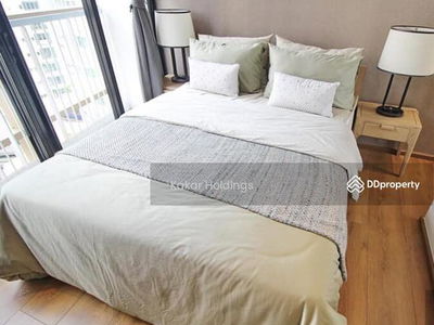 Park Origin Phrom Phong, Bangkok, Thailand Park Origin Phrom Phong, Bangkok, Thailand