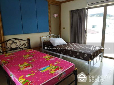 Sam Sen Nok, Bangkok, Thailand Sam Sen Nok, Bangkok, Thailand