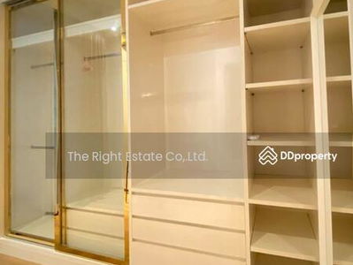 Park Origin Phrom Phong, Bangkok, Thailand Park Origin Phrom Phong, Bangkok, Thailand