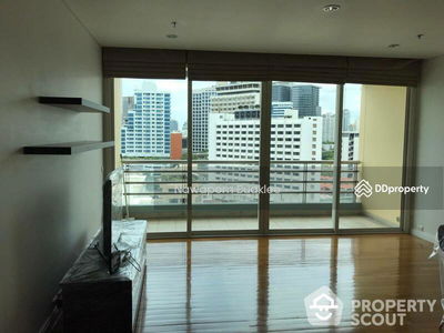 The Royal Saladaeng Condominium, Bangkok, Thailand The Royal Saladaeng Condominium, Bangkok, Thailand