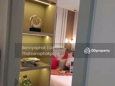 Life Sukhumvit 62, Bangkok, Thailand Life Sukhumvit 62, Bangkok, Thailand