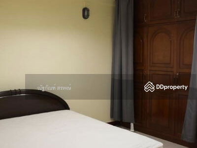 Home office Soi Sukhumvit 65, Bangkok, Thailand Home office Soi Sukhumvit 65, Bangkok, Thailand