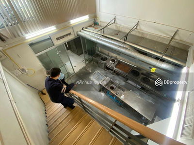 3-story commercial building (Room 111 /37, Bangkok, Thailand 3-story commercial building (Room 111 /37, Bangkok, Thailand