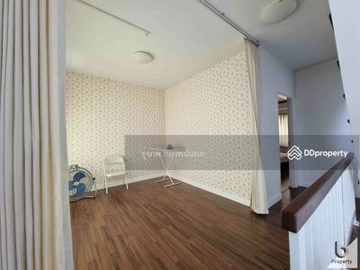 Phutthabucha Soi 9, Bangkok, Thailand Phutthabucha Soi 9, Bangkok, Thailand