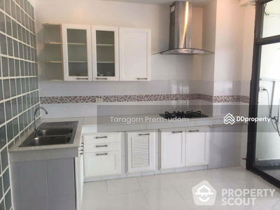 Swasdi Mansion, Bangkok, Thailand Swasdi Mansion, Bangkok, Thailand