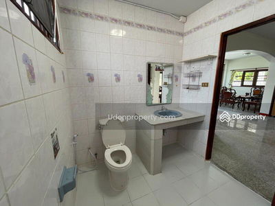 H2SR-032 For rent! Two-story house, Theppranee Village, Udon Thani: Two-story house, Theppranee Village, Udon Thani, Thailand H2SR-032 For rent! Two-story house, Theppranee Village, Udon Thani: Two-story house, Theppranee Village, Udon Thani, Thailand