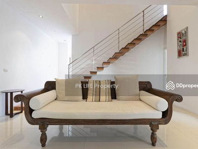 Housing in Ban Ratsada, Thailand Housing in Ban Ratsada, Thailand