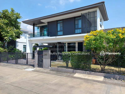 Mantana Bangna Km.7, Samut Prakan, Thailand Mantana Bangna Km.7, Samut Prakan, Thailand