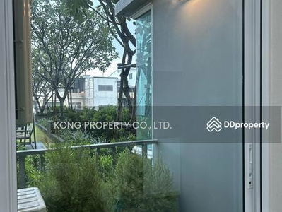 Supalai Park Yaek Fai Chai Station, Bangkok, Thailand Supalai Park Yaek Fai Chai Station, Bangkok, Thailand