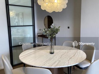 Muniq Langsuan, Bangkok, Thailand Muniq Langsuan, Bangkok, Thailand