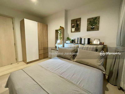 Life One Wireless, Bangkok, Thailand Life One Wireless, Bangkok, Thailand