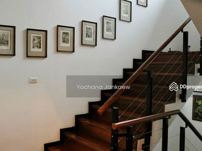 Spacious 3-Br House near BTS Ekkamai, Bangkok, Thailand Spacious 3-Br House near BTS Ekkamai, Bangkok, Thailand