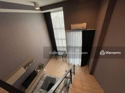 IDEO Sathorn-Wongwian Yai, Bangkok, Thailand IDEO Sathorn-Wongwian Yai, Bangkok, Thailand