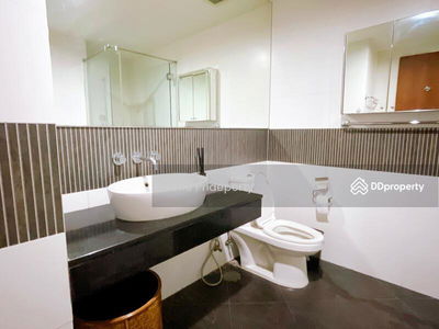 Urbana Sathorn, Bangkok, Thailand Urbana Sathorn, Bangkok, Thailand