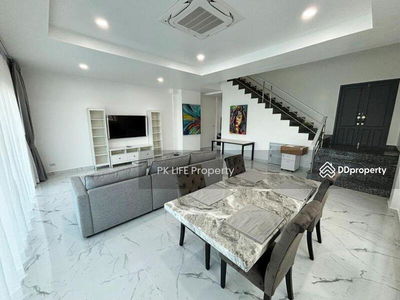 Housing in Ban Chalong, Thailand Housing in Ban Chalong, Thailand