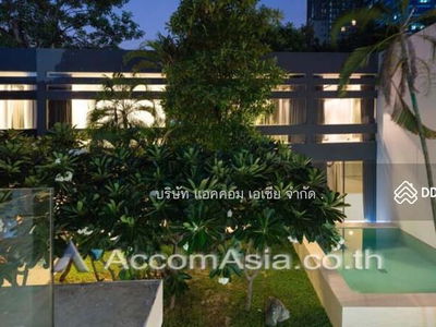 Home Office, Private Swimming Pool 3 Bedrooms House for Rent in Sukhumvit Bangkok near BTS Thonglo, Bangkok, Thailand Home Office, Private Swimming Pool 3 Bedrooms House for Rent in Sukhumvit Bangkok near BTS Thonglo, Bangkok, Thailand