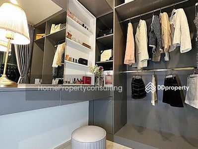 Life Asoke, Bangkok, Thailand Life Asoke, Bangkok, Thailand