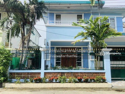 Single house for rent on Seri Thai Road. Arena Garden Village, 250 sq m., opposite Navathani University, Sahakorn University, near Seri Thai Road 80 meters, Bangkok, Thailand Single house for rent on Seri Thai Road. Arena Garden Village, 250 sq m., opposite Navathani University, Sahakorn University, near Seri Thai Road 80 meters, Bangkok, Thailand