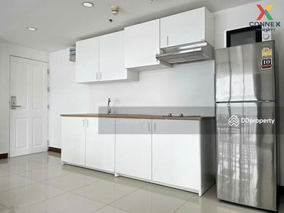 Waterford Sukhumvit 50 condominium, Bangkok, Thailand Waterford Sukhumvit 50 condominium, Bangkok, Thailand