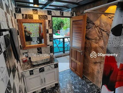 Gehäuse In Kathu, Thailand Gehäuse In Kathu, Thailand