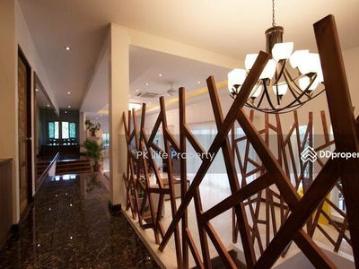 Gehäuse In Kathu, Thailand Gehäuse In Kathu, Thailand