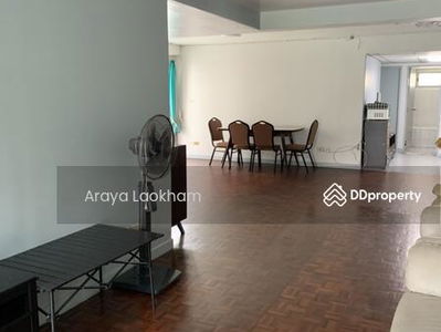 Sammakon Ramkhamhaeng, Bangkok, Thailand Sammakon Ramkhamhaeng, Bangkok, Thailand