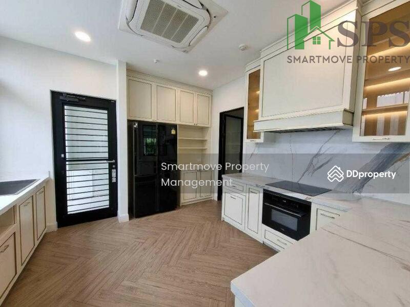 Nantawan Rama 9 New Krungthepkreetha, Bangkok, Thailand Nantawan Rama 9 New Krungthepkreetha, Bangkok, Thailand