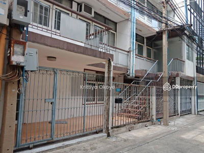 10500, Bangkok, Thailand 10500, Bangkok, Thailand