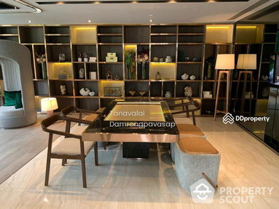 Life Sukhumvit 62, Bangkok, Thailand Life Sukhumvit 62, Bangkok, Thailand