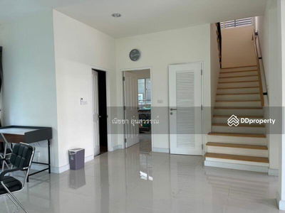 Nara Botanic Srinakarin, Samut Prakan, Thailand Nara Botanic Srinakarin, Samut Prakan, Thailand