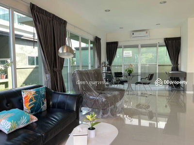 Nara Botanic Srinakarin, Samut Prakan, Thailand Nara Botanic Srinakarin, Samut Prakan, Thailand