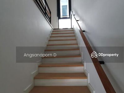 4 bedroom townhouse Rama 3 - Sathu Pradit, Bangkok, Thailand 4 bedroom townhouse Rama 3 - Sathu Pradit, Bangkok, Thailand