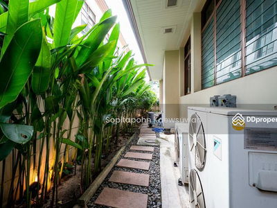 Baan Sansiri Sukhumvit 67, Bangkok, Thailand Baan Sansiri Sukhumvit 67, Bangkok, Thailand