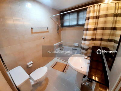 The Waterford Diamond Tower Sukhumvit, Bangkok, Thailand The Waterford Diamond Tower Sukhumvit, Bangkok, Thailand