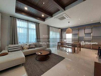 Mantana Bangna Km.7, Samut Prakan, Thailand Mantana Bangna Km.7, Samut Prakan, Thailand