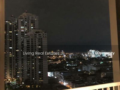 Park Origin Phrom Phong, Bangkok, Thailand Park Origin Phrom Phong, Bangkok, Thailand