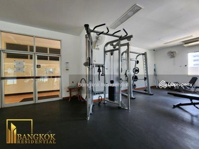 D.S. Tower 1 Sukhumvit 33, Bangkok, Thailand D.S. Tower 1 Sukhumvit 33, Bangkok, Thailand