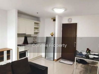 Ivy River, Bangkok, Thailand Ivy River, Bangkok, Thailand