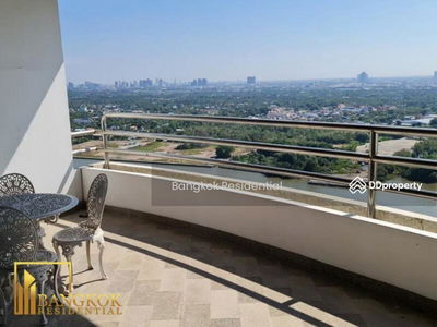 Royal River Place, Bangkok, Thailand Royal River Place, Bangkok, Thailand