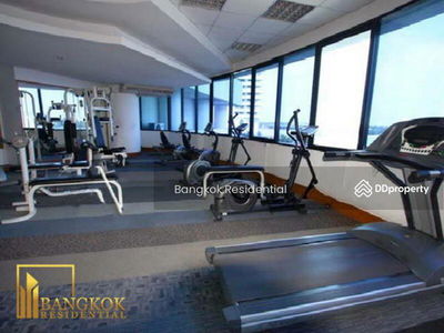 Royal River Place, Bangkok, Thailand Royal River Place, Bangkok, Thailand