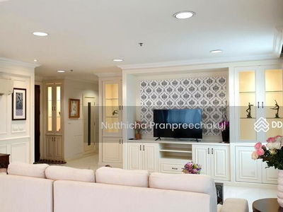 Piyathip Place, Bangkok, Thailand Piyathip Place, Bangkok, Thailand