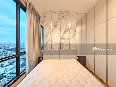 Whizdom Avenue Ratchada-Ladprao, Bangkok, Thailand Whizdom Avenue Ratchada-Ladprao, Bangkok, Thailand