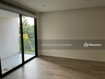 Baan Lux-Sathon, Bangkok, Thailand Baan Lux-Sathon, Bangkok, Thailand