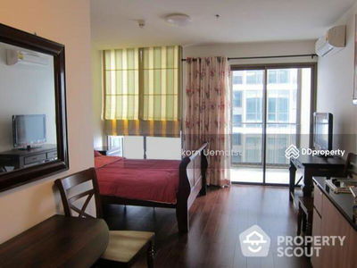 IDEO Sathorn-Taksin, Bangkok, Thailand IDEO Sathorn-Taksin, Bangkok, Thailand